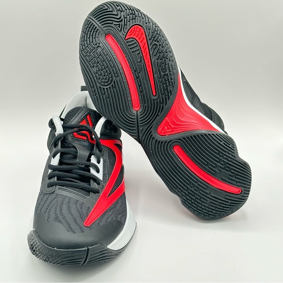 Nike Giannis Immortality 3 Basketball Shoes Red Black DZ7533-004 Men Size 10.5 - Picture 5 of 8